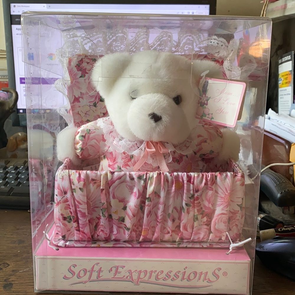 Gift for Mom - bear in a box ❤️
